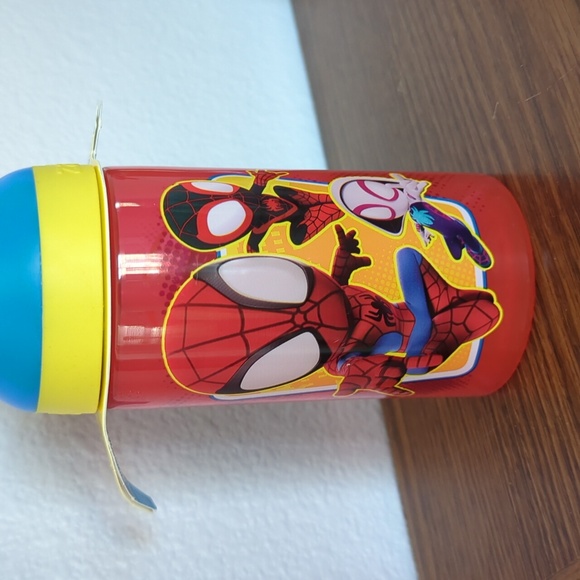 New Zak Designs Marvel Spidey and His Amazing Friends Water Bottle - Picture 5 of 5